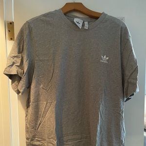 Adidas mens t-shirt size XL